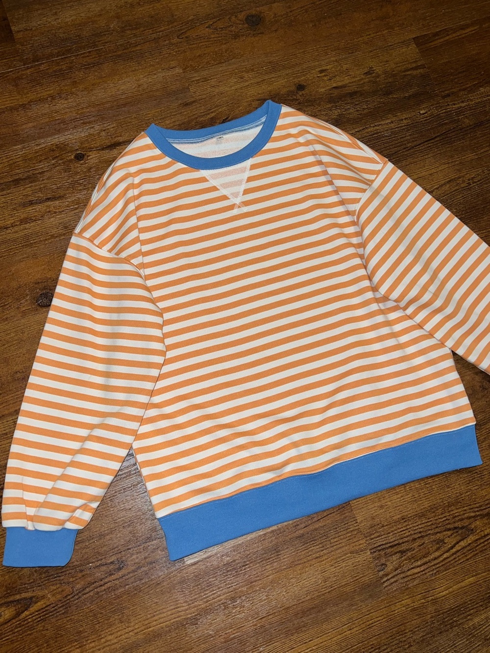 Oversized Crewneck Sweater Retro 70’s Relaxed Fit Orange White Stripes Size M - Picture 2 of 8